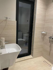 Comfy Cave Apartments كمفي كيڤ