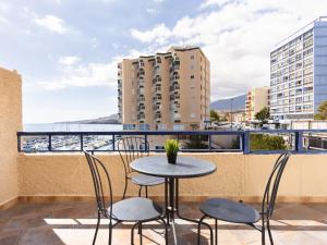 Live Candelaria Serviola with balcony