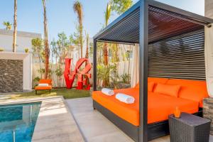 Luxury Villa Heated Pool, Cinema & Game Room