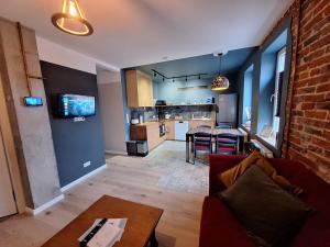 Oerlinghausen, Gesamte stilvolle Wohnung, 3 Schlafzimmer, 4 Betten