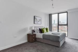 Stylish Contemporary 1BR Apartment in Birmingham