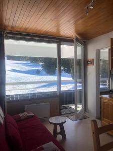 Appartements Appartement cosy a Chamrousse avec vue sur montagne + 34m². : photos des chambres
