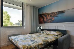 Appartements Paulette 14 - A Sables d-Or les pins proche plage : photos des chambres