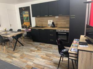 Appartements Sanary Paradise Port Climatise : photos des chambres