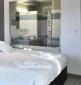 Appartements Naturiste Cap d-Agde Jardin d-Eden-Reserve aux Couples-Swimming Pool Jaccuzzi : photos des chambres