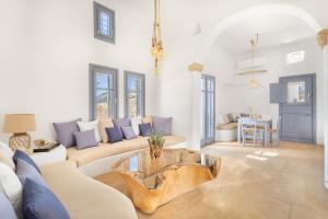 Seaside 5BDR Bliss in Mykonos