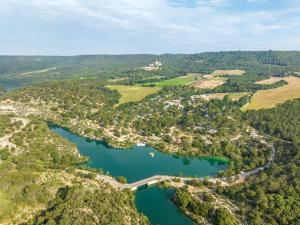 Campings Camping Les Gorges de Provence : photos des chambres