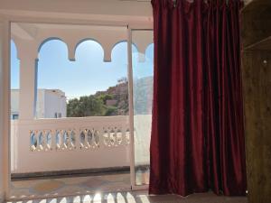 Comfy double Room 5-minute walk from the beach