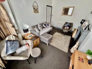 Entire holiday home in Blackpool with free parking and a private patio garden