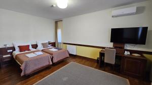 King Room - Disability Access room in Bártfay Udvarház