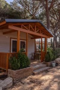 Deluxe Bungalow room in Camping Playa Las Dunas