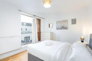 Flat with London Eye view Big Ben Westminister LM4