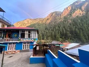 Formosa cafe & hostel - Kasol