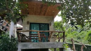 คอร์เดียร์ บ้านไร่ริมธารโฮมสเตย์ แก่งกระจาน