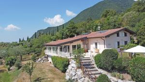 D1MORA Roccoli2 - apartment in villa with pool