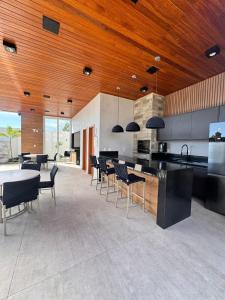 Apartamento Águas de Guarajuba á 4 min da praia