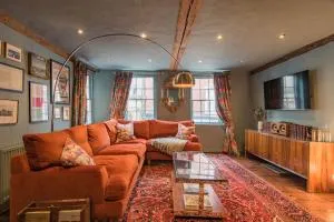 The Wonky House - Higham