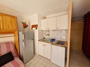 Studio cabine avec piscine, plage directe, terrasse et parking - Animaux acceptés - FR-1-387-53