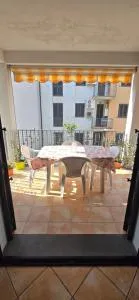 Bee House Beach - بوسا