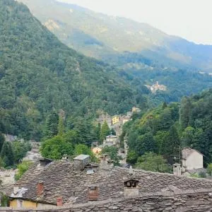 La casa gialla, Rosazza, Biella - Balma