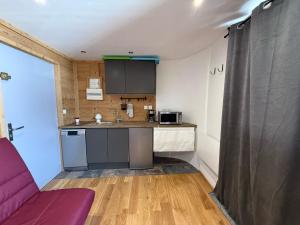 Appartements Le 3300 - 42 - Studio vue piste - 2 pers : photos des chambres