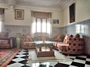 Spacious Old Medina 2BR Apartment in Tangier with Stunning Terrace Views