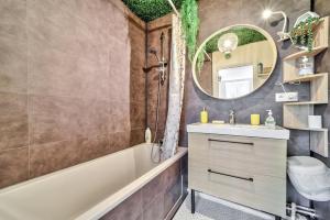 The apartment in the trees Lille