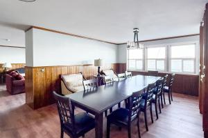 Captain’s Quarters