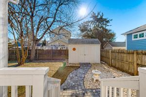 Ann Acres --- 21069 Elizabeth Ave.