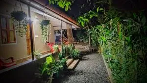 2Bhk Vacation Home Munnar, Adimaly - 卡拉瓦提亚尔