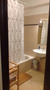 Appartements Les Terrasses de LOZARI de Nadine et Claude : photos des chambres