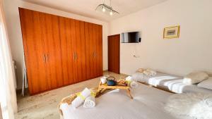 Casa Dora by Ca-Sa Check