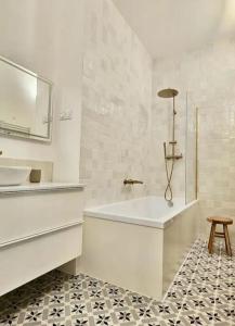 Appartement 45 m2,élégant rénové, centre historique
