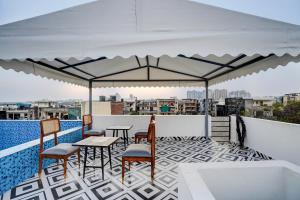 Hotel O Premium Rooms