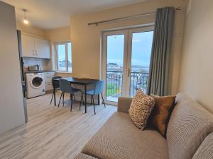 The Claddagh Ring, 2 bed apt, Galway city Centre