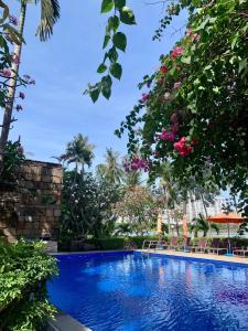 Saigon Domaine Luxury Residences