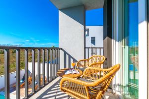 Modern Casa di Lucija with heated pool, near Airport, own parking