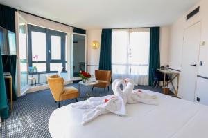 Hotels Best Western Hotel du Pont Wilson : Suite Lit Queen-Size - Vue Panoramique