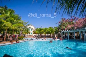 Apto completo com Parque Aquático 24 horas Lacqua DiRoma