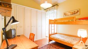 PRESTIGE APARTMENT NEAR THE CENTRE - with Balcony, Wi-Fi