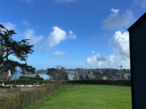 Maisons de vacances Bellevues-Sur-Mer, a 100 m de la plage : photos des chambres