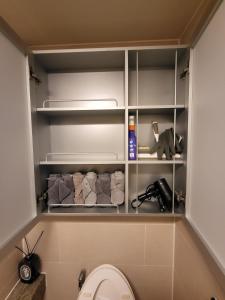 1-2911 #SubwayLine9 #SinnonhyeonStation #1MinWalk #GangnamStation #High-rise city view #CookingAvailable #PrimeLocation