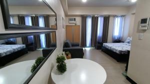 Hilanders Condotel in front of Terminal 3