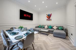Pimlico Brand New Luxury Home