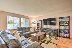 Welcoming Medford Home Near Parks and Downtown! - Central Point