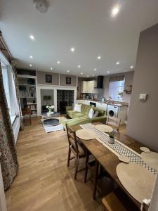 Charlton Old Farm Guesthouse