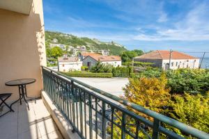 Villa Allegra 2 bedroom seaview apartment A3, 50 m from the sea