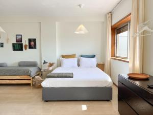 Casa Guilhermina, Sunny Studio with Balcony