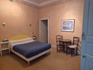 Hotels Hotel Saint Jean : photos des chambres