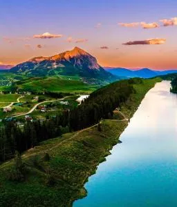 THE DROP IN the edge of adventure - Mount Crested Butte